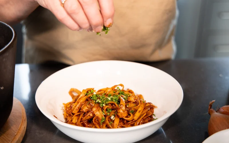 Caramelised Shallot & Tomato Pasta